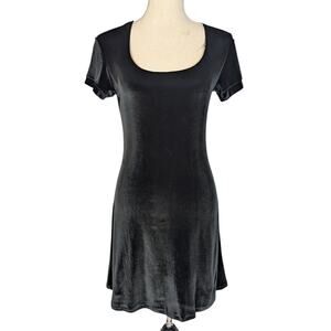 90s Vintage MG Apparel Velvet Scoop Neck Short Sleeve Mini Dress Black Small